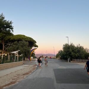 Meet your Posher, Cece